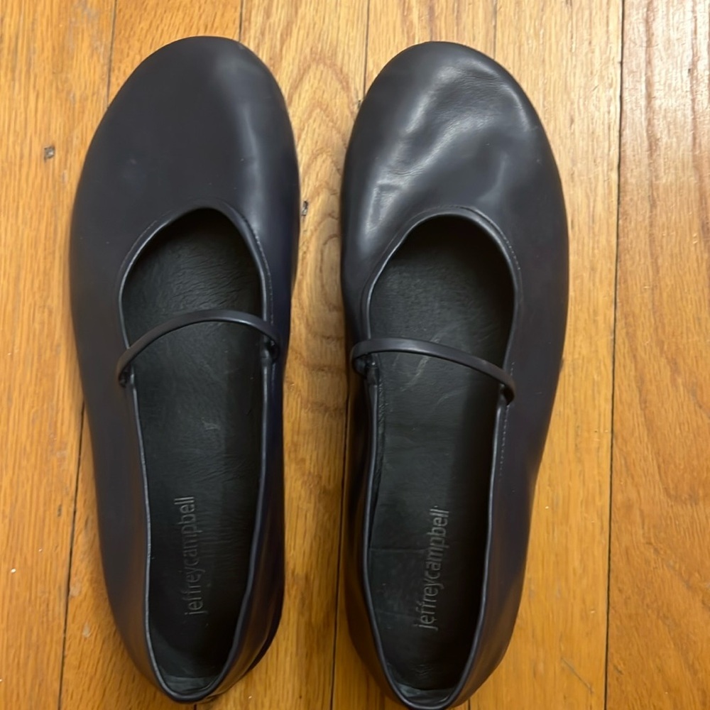 COPY - Jeffrey campbell flats size 10